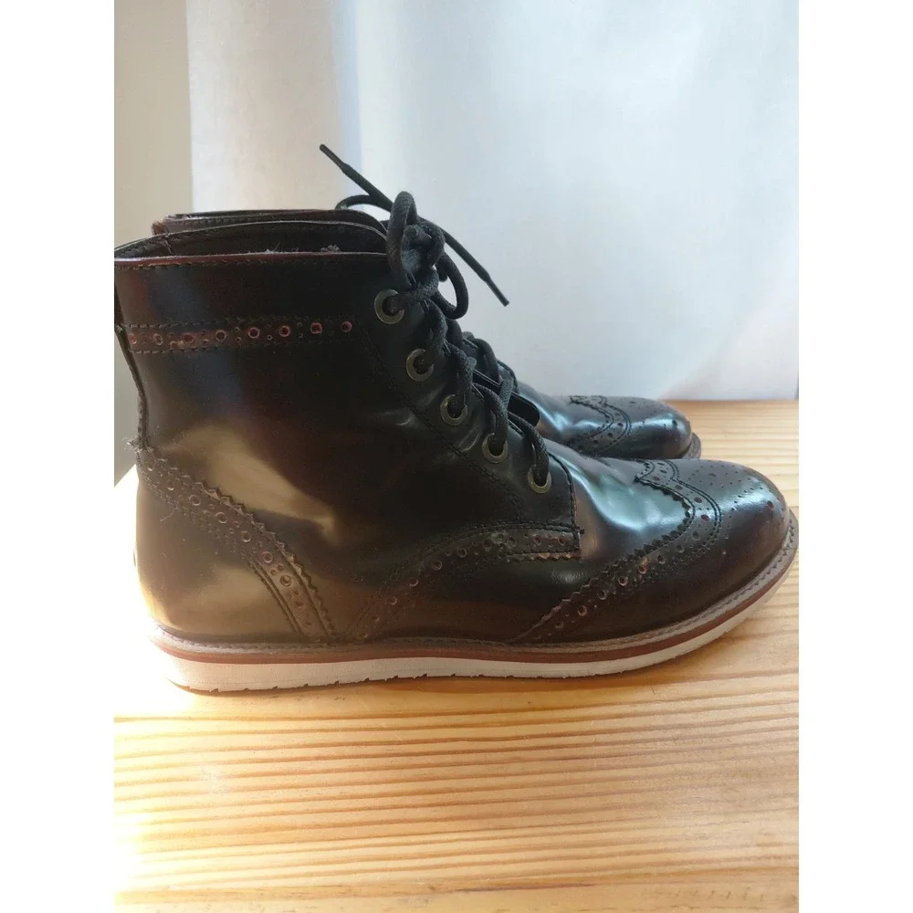 Crevo Men's Wingtip Brogue Boots Sz 9.5 Oxblood Burnished Leather Lace Up Ankle
